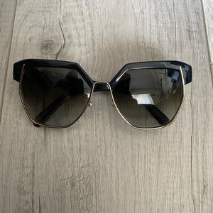 Chloe Dafne Oversized Sunglasses